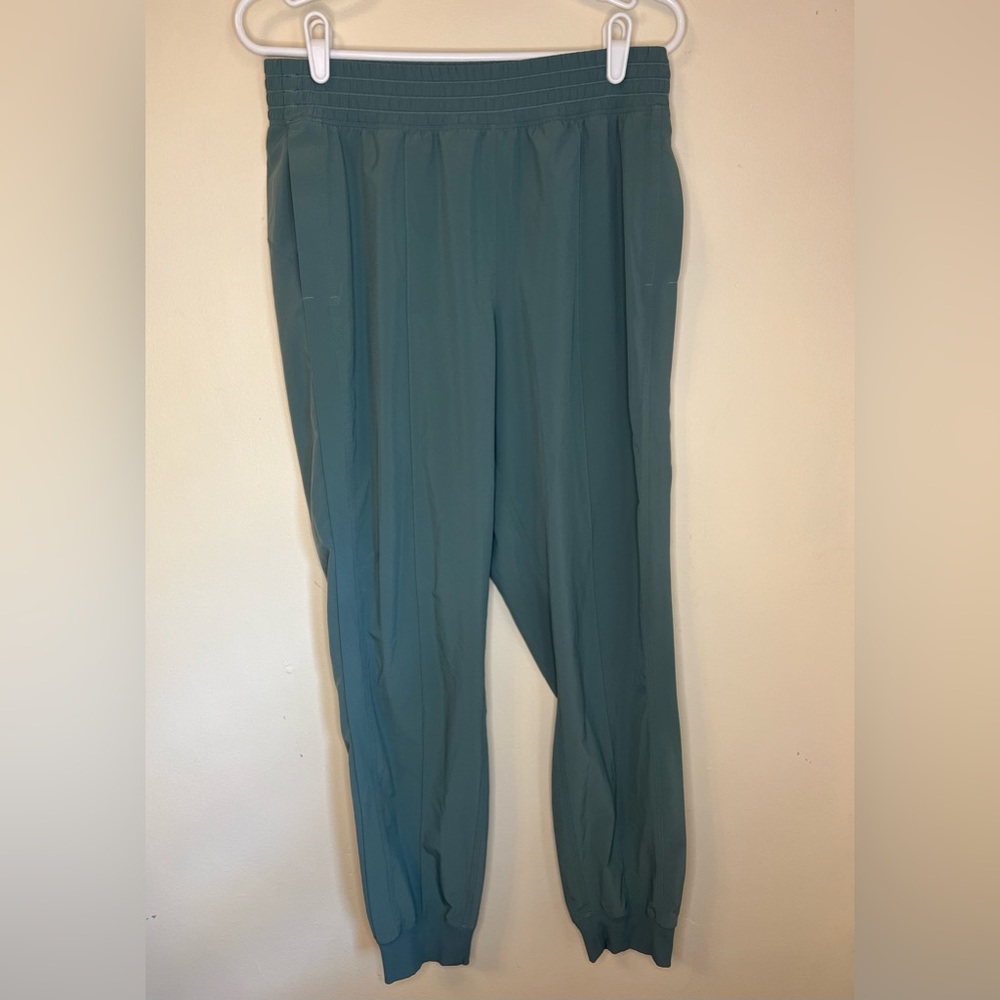 Lululemon Jogger Pants (Green Jasper)